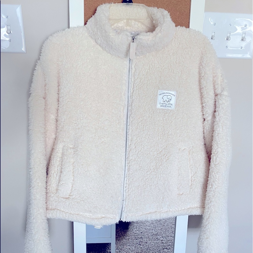 Ivory Ella Cream Cropped Zip Up Sherpa